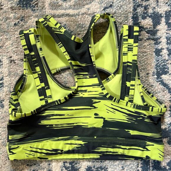 Alphalete Surface Keyhole Volt Canvas Camo Sports Bra - Picture 3 of 3